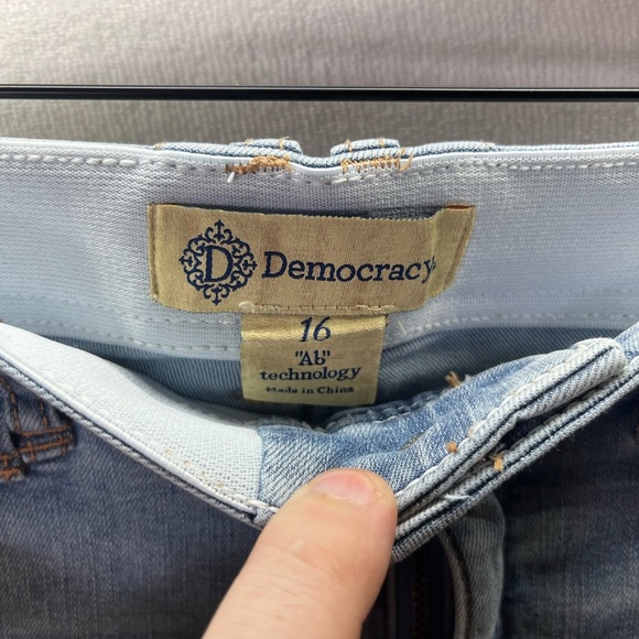 Democracy Ab Technology Distressed Jeggings Jeans Womens 16W Plus stretch 2128 - Picture 2 of 10